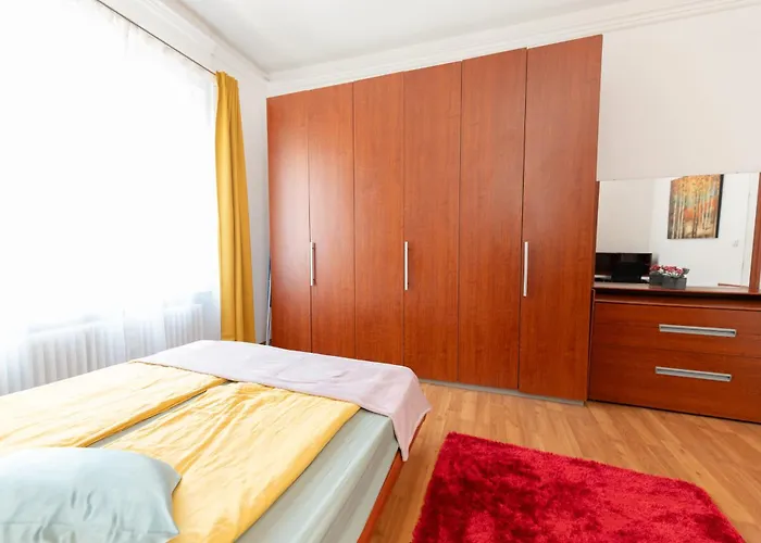 Danube Dwelling Asboth 19-1 * Budapest
