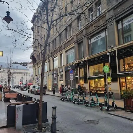 Danube Dwelling Asboth 19-1 *