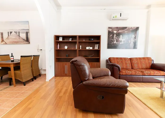 Danube Dwelling Asboth 19-1 Budapeszt