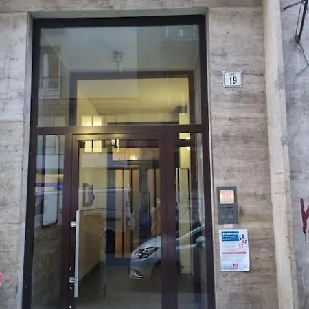 Danube Dwelling Asboth 19-1 Budapešť